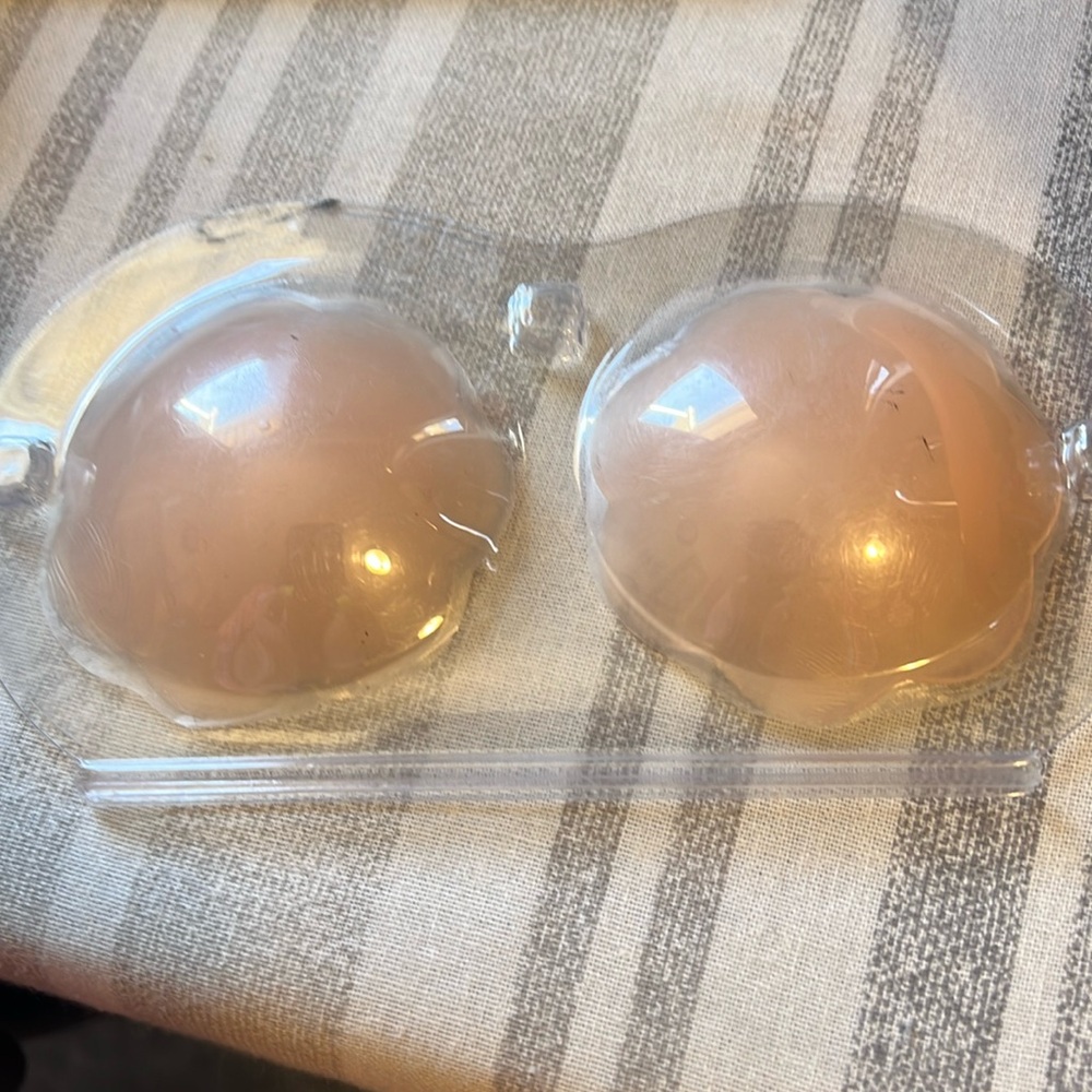Nipple pedals